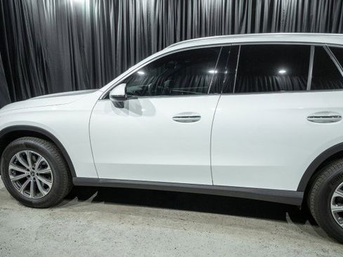Certified 2026 Mercedes-Benz GLC 300 image 5