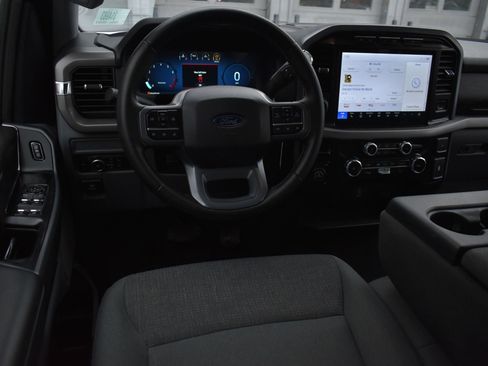 Used 2024 Ford F150 XLT w/ FX4 Off-Road Package image 12