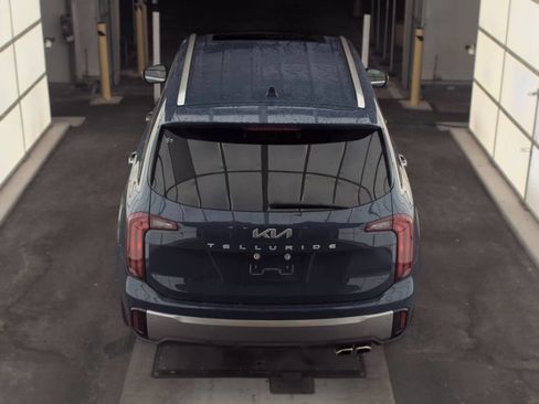 Used 2025 Kia Telluride S FWD image 5
