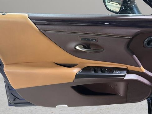 Used 2019 Lexus ES 350 w/ Premium Package image 9