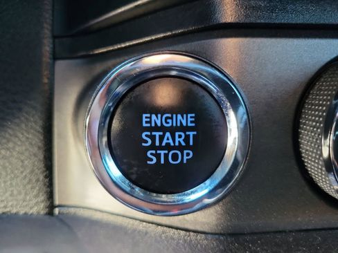 Used 2022 Toyota Tacoma TRD Off-Road w/ TRD Premium Off Road Package image 32