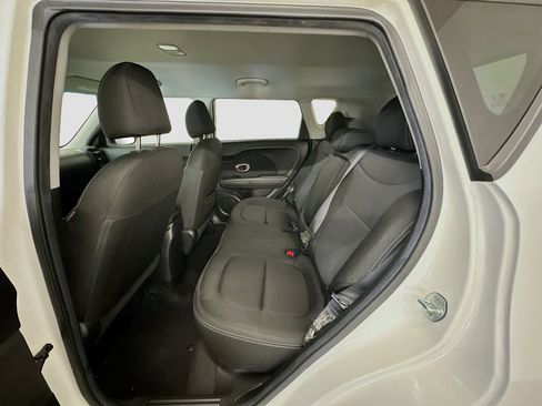 Used 2017 Kia Soul + w/ Designer's Package FWD image 28