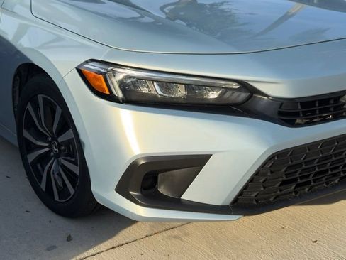 Used 2022 Honda Civic EX image 5