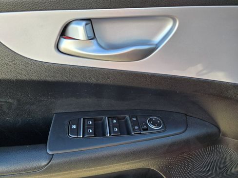 Certified 2024 Kia Forte LXS image 17