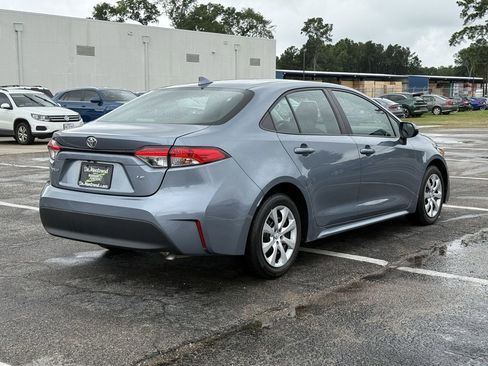 Used 2023 Toyota Corolla LE FWD image 5