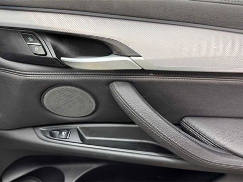 Used 2019 BMW X6 sDrive35i w/ M Sport Package image 15