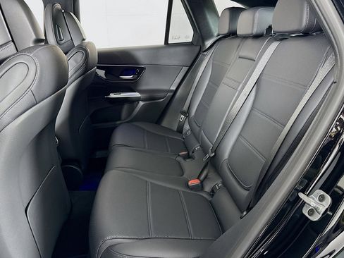 New 2026 Mercedes-Benz GLC 300 4MATIC image 7