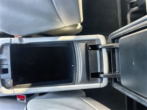 Used 2018 Jeep Grand Cherokee Summit image 27