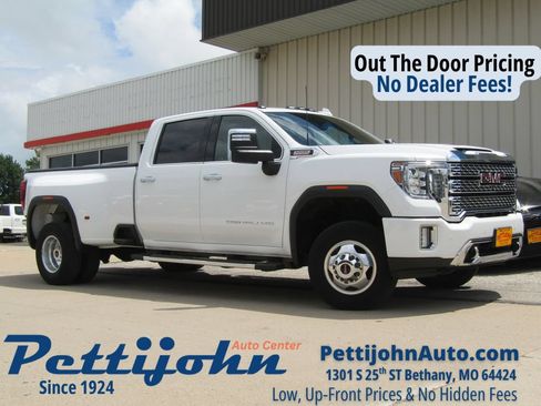 Used 2023 GMC Sierra 3500 Denali w/ Denali Ultimate Package AWD/4WD image 1