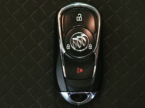 Used 2019 Buick Encore Preferred AWD/4WD image 32