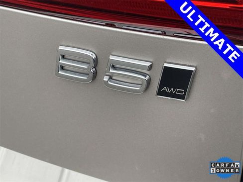 Used 2023 Volvo XC60 B5 Ultimate image 8