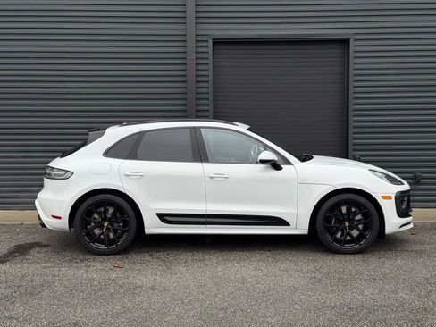 Certified 2024 Porsche Macan GTS image 23