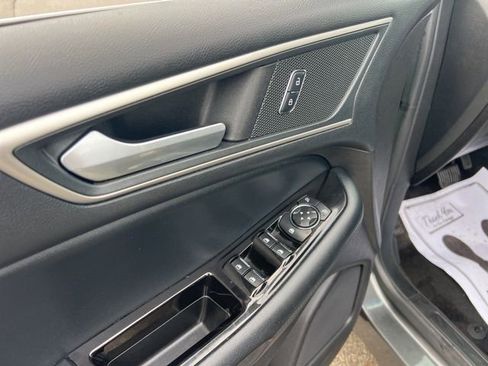 Used 2017 Ford Edge SEL w/ Equipment Group 201A image 27