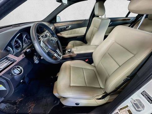 Used 2013 Mercedes-Benz E 350 Sedan image 19