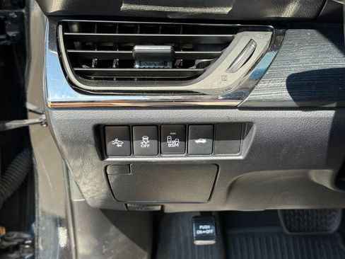 Used 2018 Toyota Avalon Touring w/ All Weather Liner Package FWD image 18