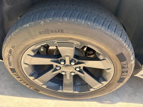 Used 2017 Chevrolet Suburban LT w/ Max Trailering Package RWD image 37