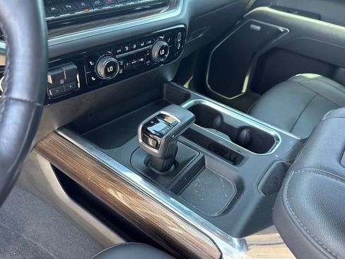 Used 2022 Chevrolet Silverado 1500 RST image 17