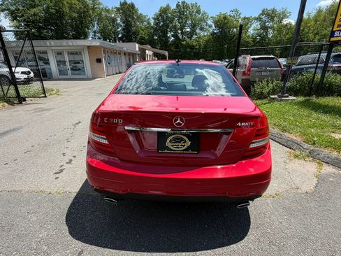 Used 2014 Mercedes-Benz C 300 4MATIC Sedan image 4