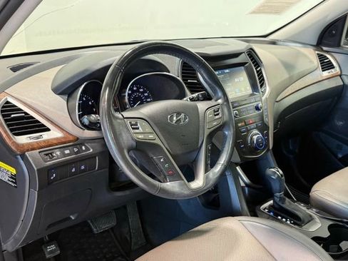 Used 2019 Hyundai Santa Fe XL image 14