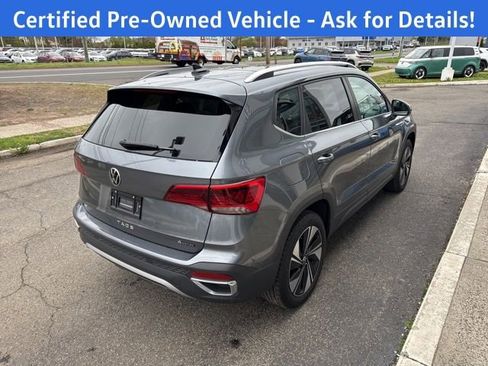 Certified 2024 Volkswagen Taos SE AWD/4WD image 6