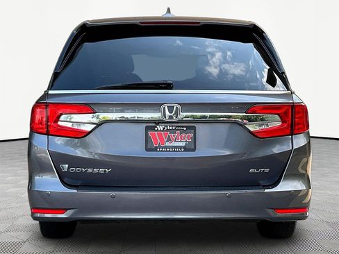 Used 2018 Honda Odyssey Elite image 5