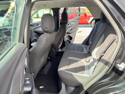 Used 2021 Chevrolet TrailBlazer LS FWD image 22