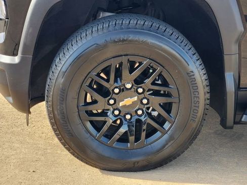 New 2026 Chevrolet Silverado EV LT image 17