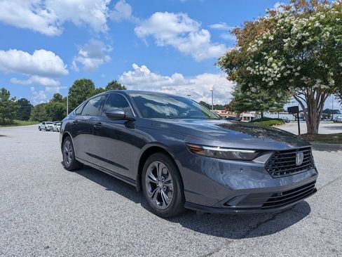 Used 2026 Honda Accord EX-L image 2