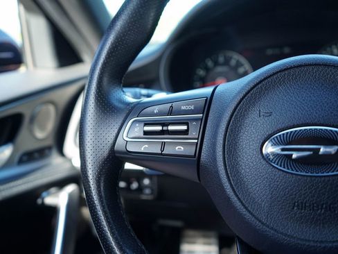 Used 2020 Kia Stinger GT2 image 26