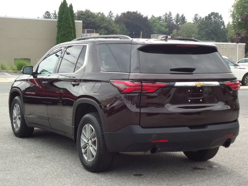 Used 2023 Chevrolet Traverse LT AWD/4WD image 5