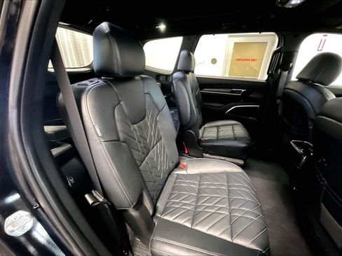 Used 2023 Kia Telluride SX X-Pro AWD/4WD image 16