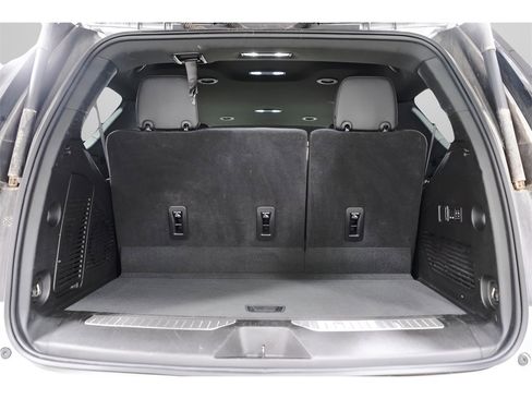 Used 2025 GMC Yukon Denali image 40