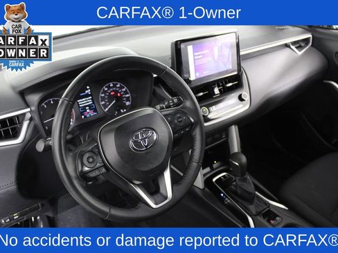 Used 2024 Toyota Corolla Cross LE FWD image 4