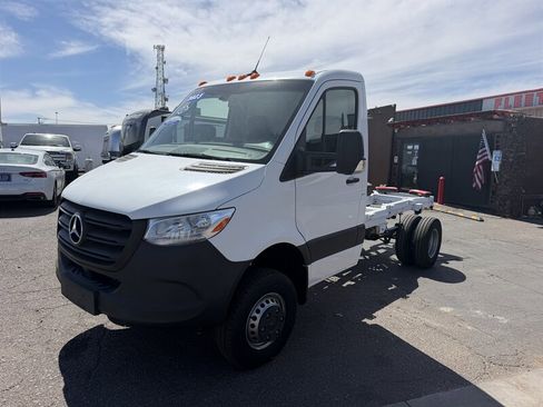 Used 2023 Mercedes-Benz Sprinter 3500 image 6