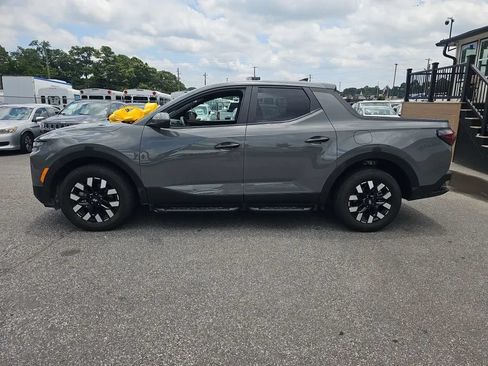 Used 2026 Hyundai Santa Cruz SE FWD image 11