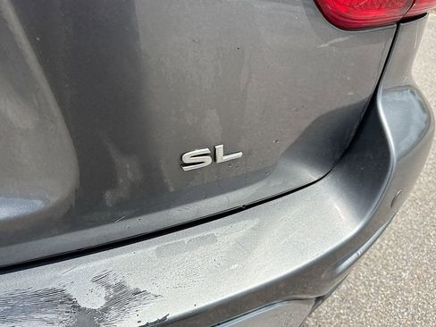 Used 2019 Nissan Pathfinder SL FWD image 19