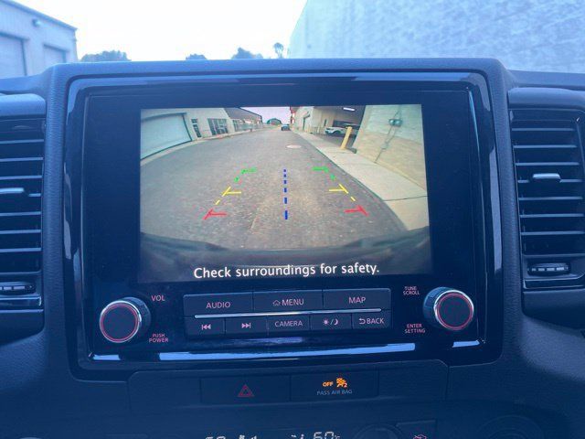 Used 2022 Nissan Frontier PRO-4X w/ Technology Package AWD/4WD image 13