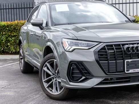 Used 2024 Audi Q3 2.0T Premium w/ Convenience Package AWD/4WD image 39