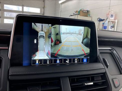 Used 2023 Chevrolet Tahoe Z71 w/ Z71 Off-Road Package image 21