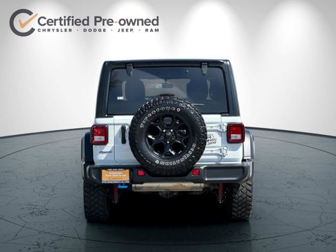 Used 2023 Jeep Wrangler Unlimited AWD/4WD image 5
