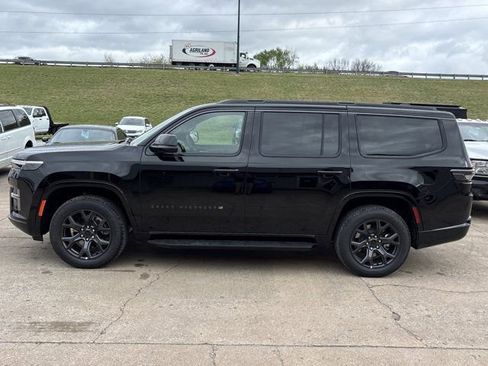 New 2026 Jeep Grand Wagoneer Limited AWD/4WD image 9