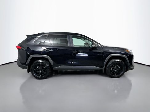Used 2025 Toyota RAV4 XLE w/ Convenience Package FWD image 3
