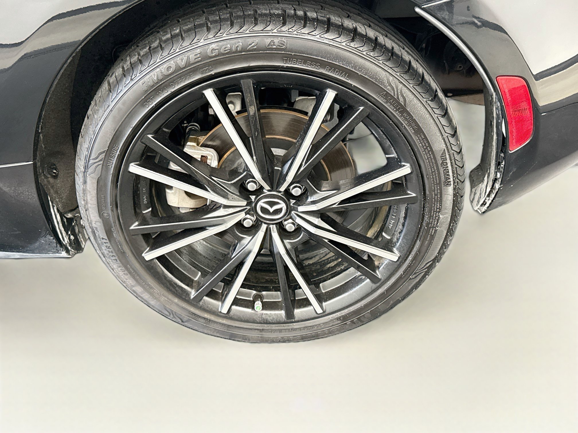 Used 2025 MAZDA MX-5 Miata RF Grand Touring RWD image 11