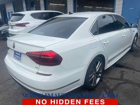Used 2017 Volkswagen Passat 1.8T R-Line FWD image 4