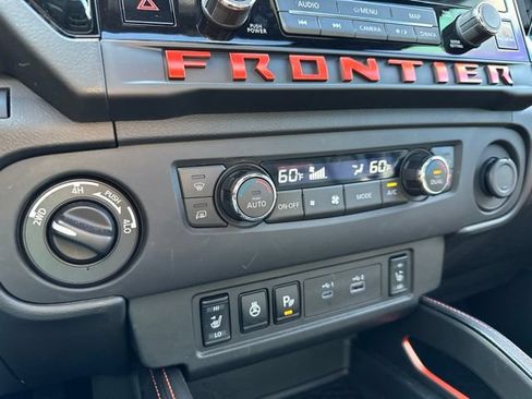 Used 2025 Nissan Frontier PRO-4X w/ Pro Premium Package AWD/4WD image 33