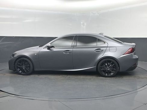Used 2017 Lexus IS 300 F Sport w/ F Sport Package image 10