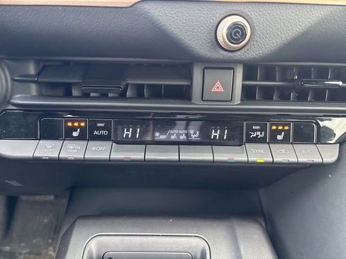 Used 2023 Toyota Crown XLE image 30