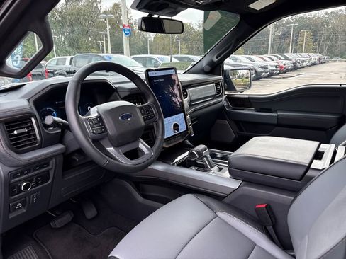 Certified 2023 Ford F150 Lightning Lariat image 6