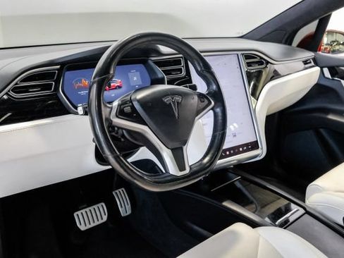 Used 2017 Tesla Model X P100D AWD/4WD image 4
