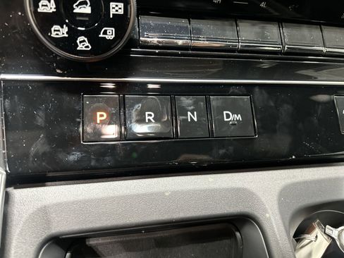 New 2026 Nissan Armada SL w/ Captain's Chari Seat Package image 23